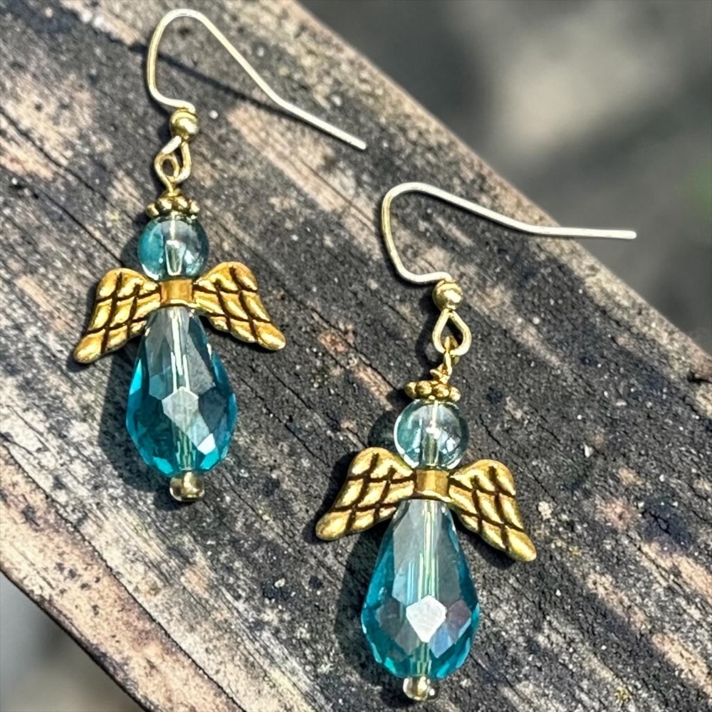 Blue Angel Earrings Faceted Glass Bead Gold Tone Wings Dangle Earrings‎
